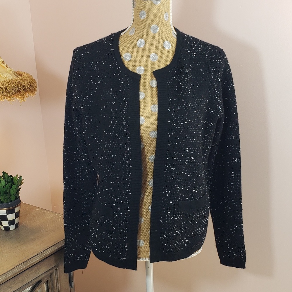 NWT Ann Taylor black open cardigan w/ pockets med.